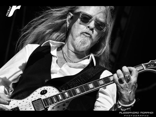 James Hetfield and Jerry Cantrell: an album together?