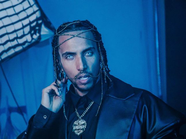 Laioung is back and it's immediately 2016