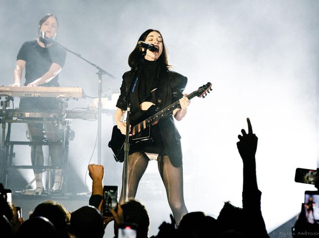 St. Vincent: a gift changed her tone