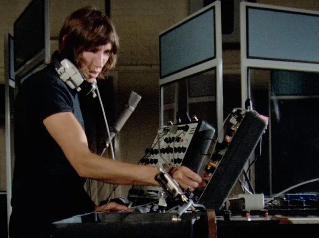 The Pink Floyd at work on "The Dark Side of the Moon" in a video