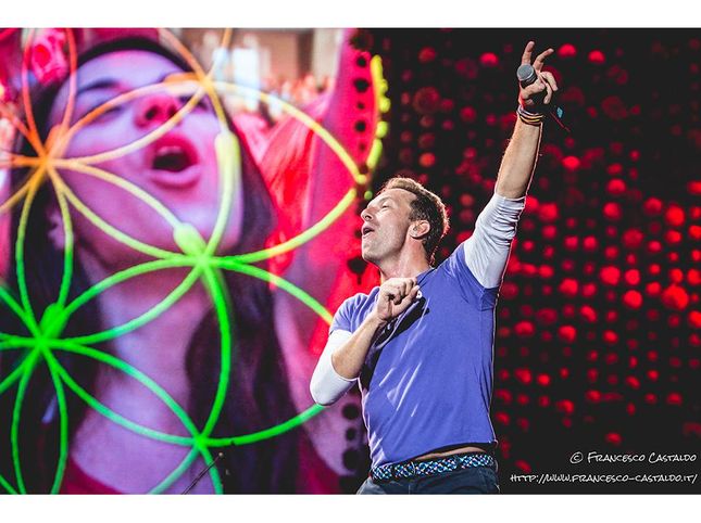 Have you already listened to the band of Chris Martin's son?