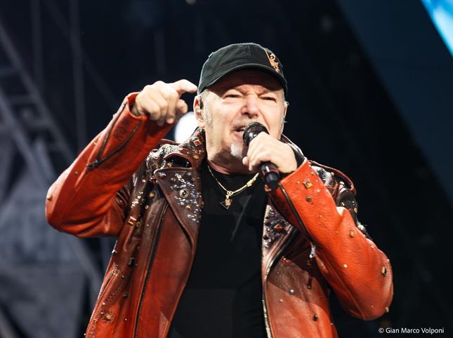 Vasco Rossi: in the new box, also unpublished songs?