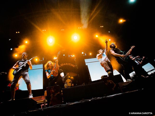 Gogol Bordello, the heroes of the Gypsy Punk: 10 songs