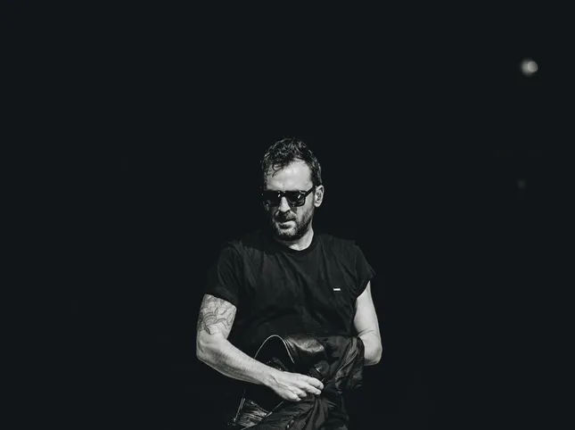 "Easy girls" and other stories: Cesare Cremonini in a playlist