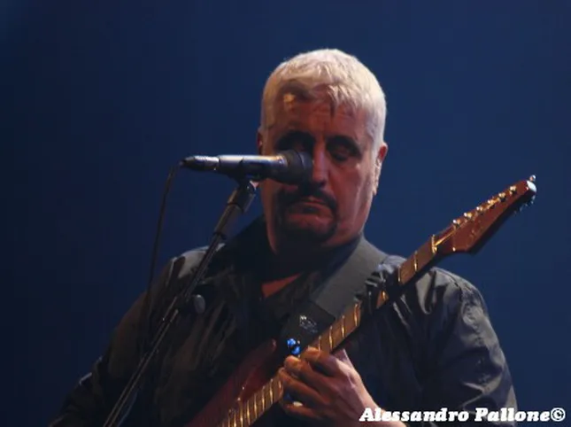 Pino Daniele: in Naples a plaque dedicated to "Napule è"