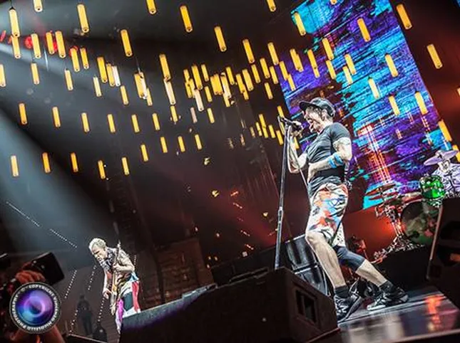Red Hot Chili Peppers, a documentary about their story arrives