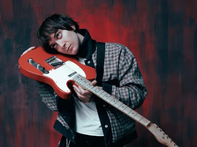 Matteo Alieno, here is the new single "Spalle"