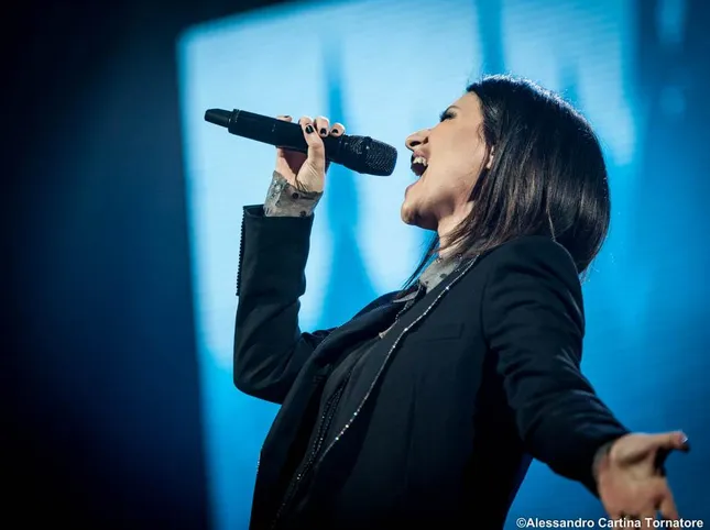 Pausini, Ghali, Mariah: videos of the Olympics ceremony