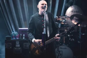 Billy Corgan: in Europe with a Smashing Pumpkins project