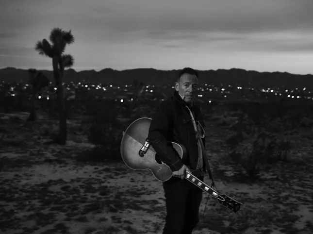 Springsteen, new live acoustic album with covers and unreleased songs
