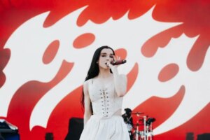 Is Poppy the Dua Lipa of goth girls?