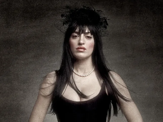 Roshelle: “I said to my passions: eat me”