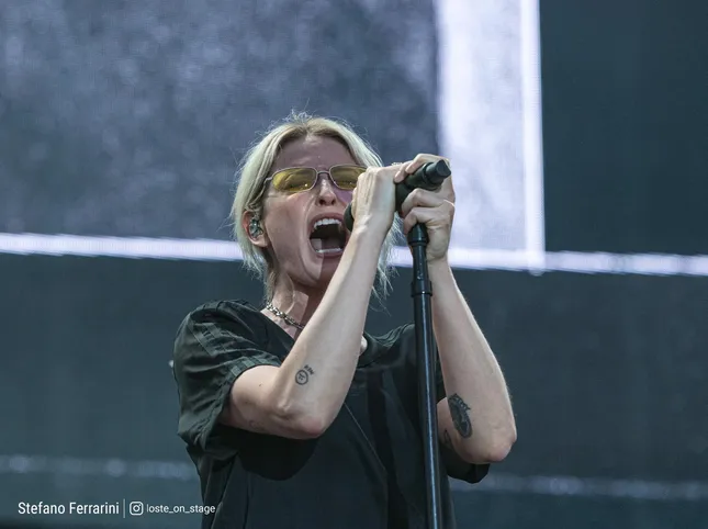 What Emily Armstrong thinks of Linkin Park's debut album