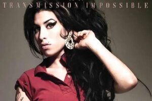 Amy Winehouse: father loses lawsuit over sale of memorabilia