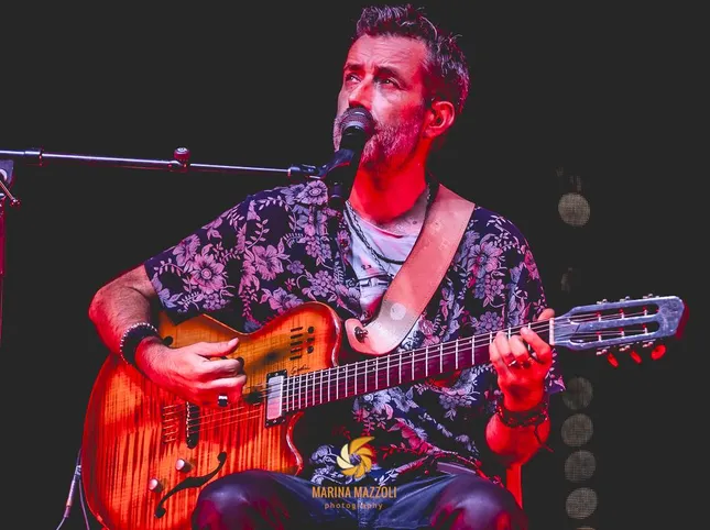 Daniele Silvestri returns with “Healthy and robust Constitution”