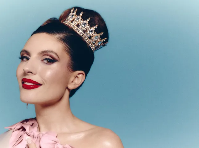 Ditonellapiaga, Miss Italia's appeal on the album title