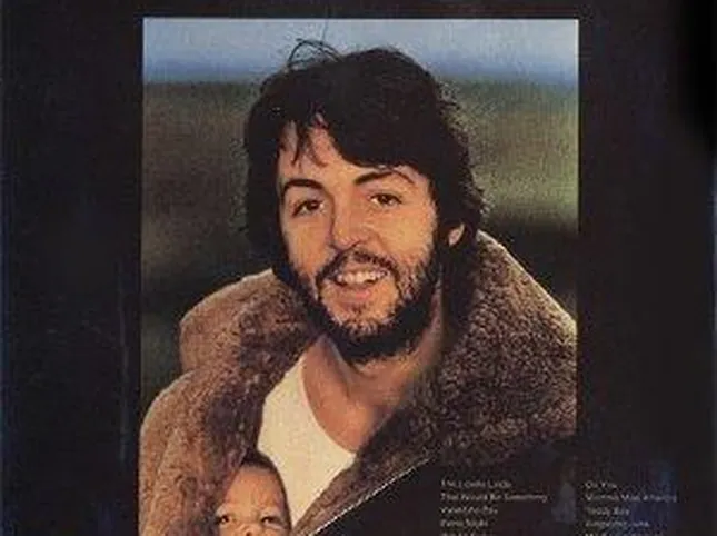 McCartney and Guccini sing the same song