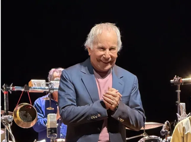 Paul Simon is a miniaturist