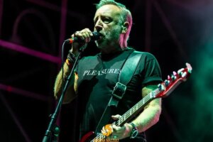 Peter Hook (Joy Division/New Order): “It’s for you, Ian Curtis”