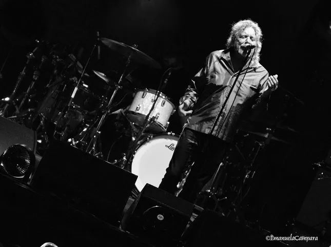 Robert Plant returns to sing Led Zeppelin on TV