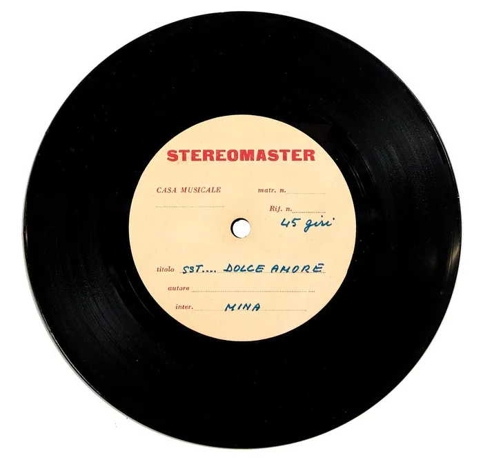 https://radiowise.uk/wp-content/uploads/2026/05/1779891891_692_Bolaffi-an-auction-of-musical-memorabilia.jpg