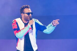 Cesare Cremonini in the studio with Damon Albarn