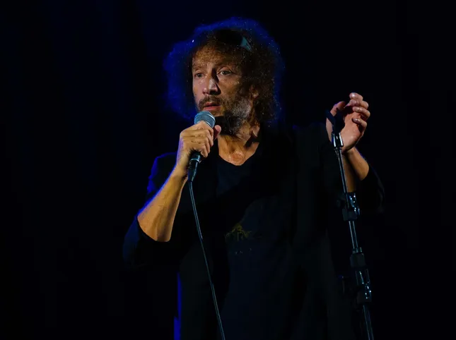 Francesco Tricarico in the theater with a new show