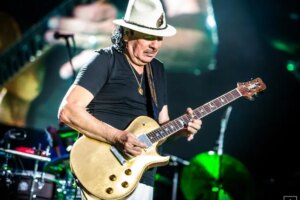 Goodbye to Alex Ligertwood, singer for a long time in Santana