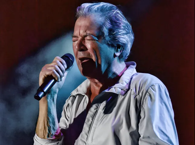 Ian Gillan: "'Smoke on the water' is not a heavy metal song"