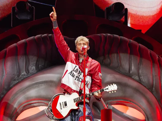 MGK vs Yungblud: “You canceled the tour because you weren't selling”