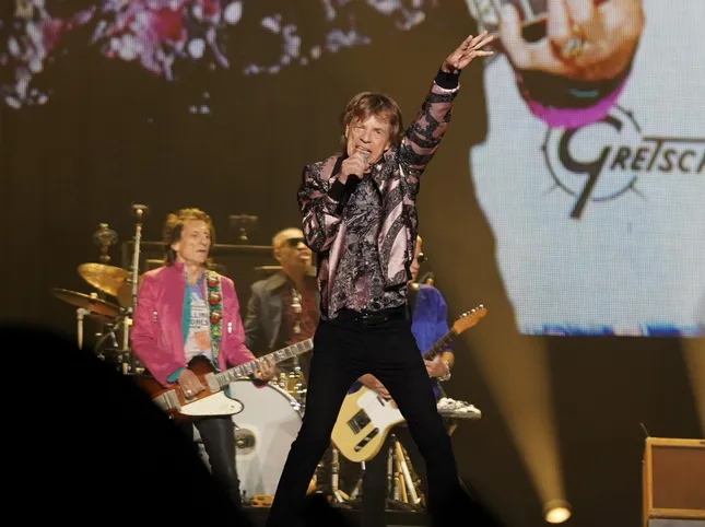 Rolling Stones rejuvenated in deepfake for new video