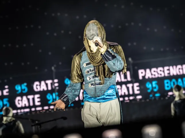 The narrative universe of Liberato at the Maradona Stadium