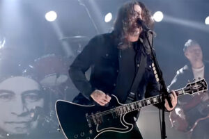 Foo Fighters publish a second installment of “Are Playing Where???”