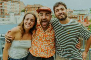 Ginestà and Nil Moliner collaborate on “Amb qui estaràs?”