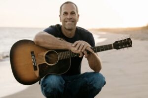 Jack Johnson will return to Barcelona within the BARTS Festival